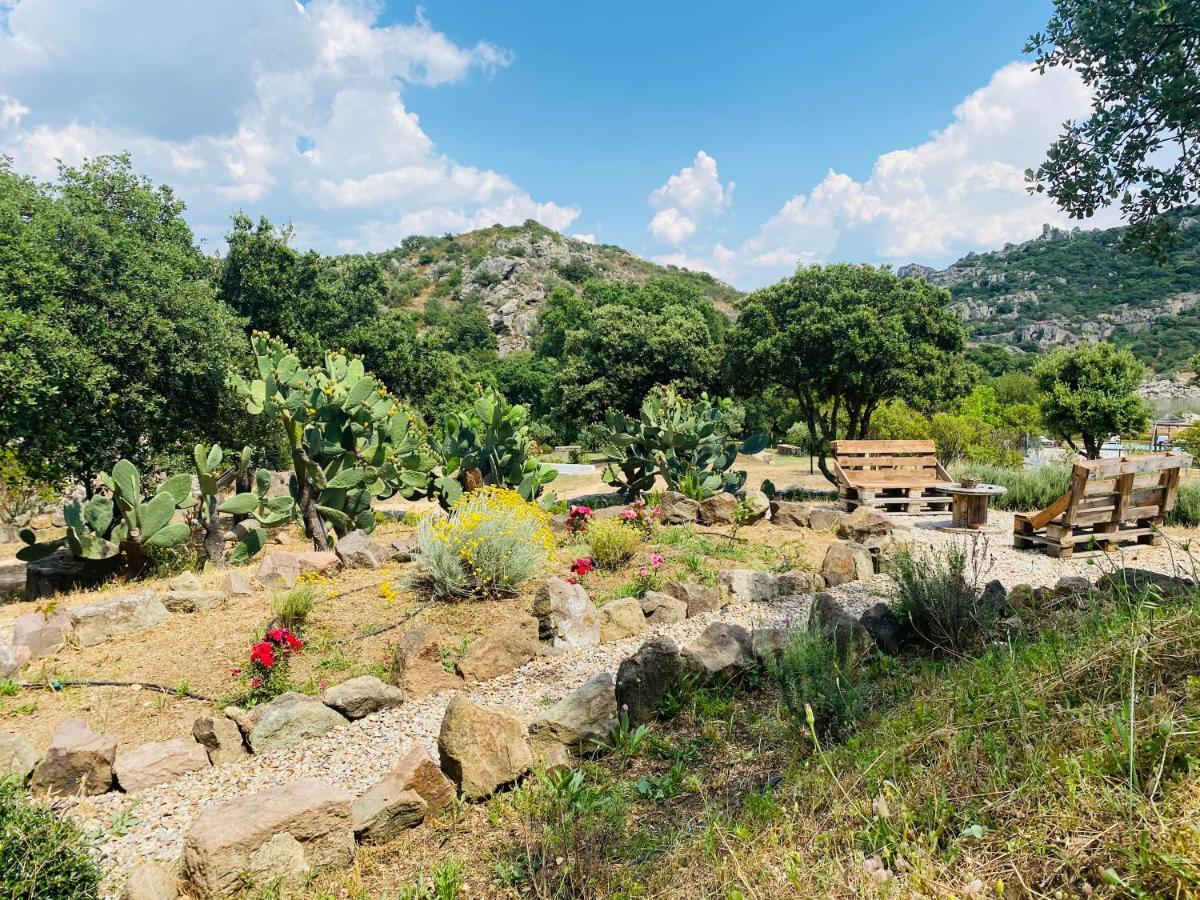 Il Nuraghe Del Lago Coghinas Oschiri Εξωτερικό φωτογραφία