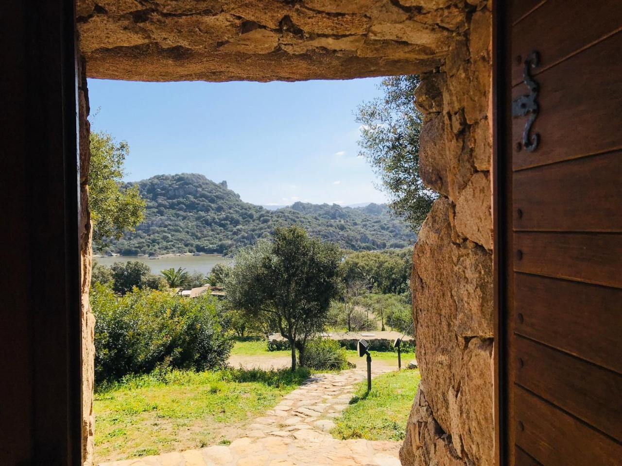 Il Nuraghe Del Lago Coghinas Oschiri Εξωτερικό φωτογραφία
